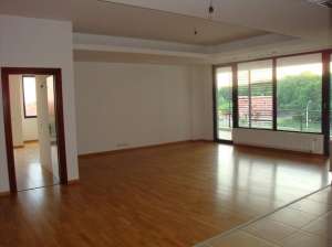 apartament nou,    mare  la Pipera