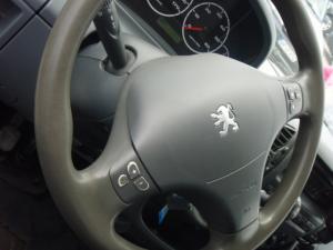 PEUGEOT Boxer 2.2 HDI Camioneta Pritsche Autoutilitara