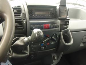 PEUGEOT Boxer 2.2 HDI Camioneta Pritsche Autoutilitara