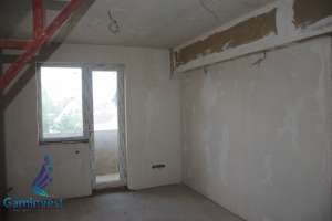 Plata se poate efectua si in rate direct la proprietar !!! Vand apartament cu 3 camere la mansarda z