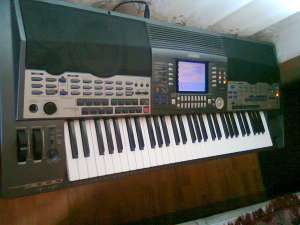 vand orga yamaha psr 9000