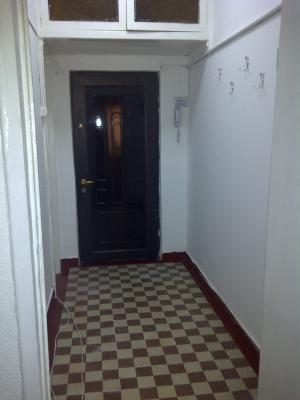 Proprietar ofer apt.3 camere Magheru,  82mp,  400euro