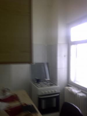 Proprietar ofer apt.3 camere Magheru,  82mp,  400euro