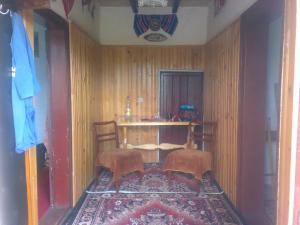 Vand casa in Plescoi