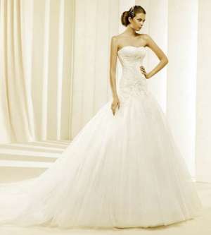 Vand rochie mireasa La Sposa Detalle
