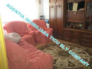 Vindem apartament in Navodari *3