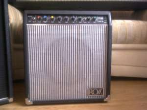 Vand Roland G 800,   Modul Yamaha TX 81Z,   Compact PEAVEY si Compact ROSS