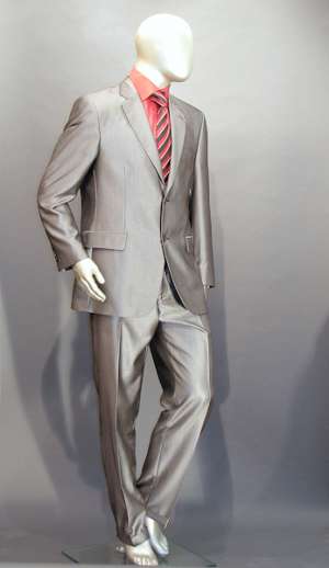 vand costume de firma armanii boss