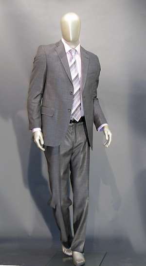 vand costume de firma armanii boss