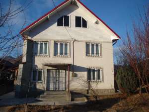 Vand sau schimb cu ap 3 camere Bucuresti vila Buzau (Mlajet)