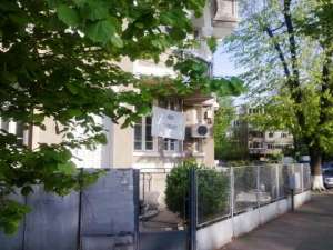 APARTAMENT IN VILA,  PARTER,  2 INTRARI,  CURTE,  PARCARE