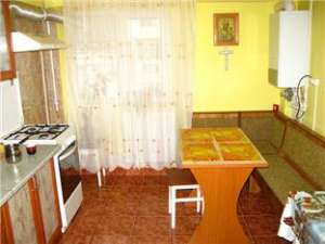 Apartament 3 camere Slobozia decomandat