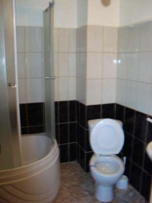 Inchiriez apartament 2cam REPUBLICA