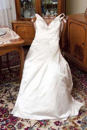 Vand rochie de mireasa