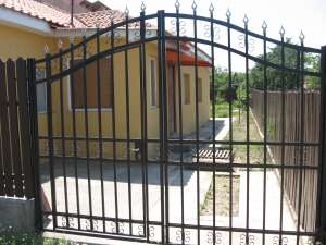 Vand casa in Valu lui Traian