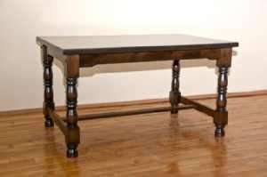 MOBILIER SUFRAGERIE MASA PUTNA