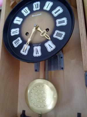 Vand pendula de perete ruseasca ,  ,  IANTAR,  ,   cu litere rusesti