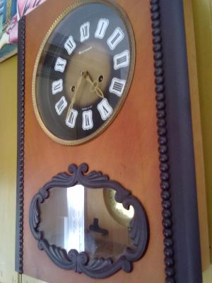 Vand pendula de perete ruseasca ,  ,  IANTAR,  ,   cu litere rusesti