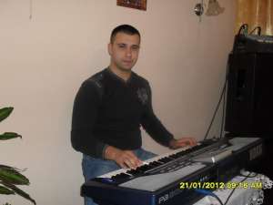 caut Solista