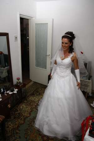 vand rochie de mireasa