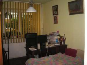 Particular vand apartament 2 camere Piata Gorjului