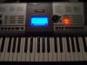 vand yamaha psr-e403 pret 450 eur sau schimb cu alta orgha de preferat sa aibe stick