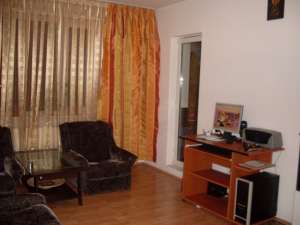 Apartament 3 camere,  confort 1,  zona Margeanului