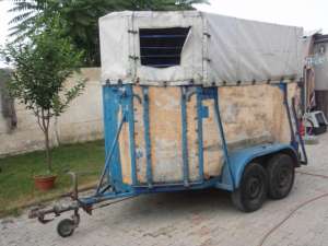 REMORCA Transport CAI pentru 2 cabaline  / tel: 0743-674639 /