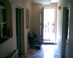 Vand casa urgent - pret negociabil