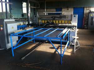 Vand masina de confectionat Plasa Sudata
