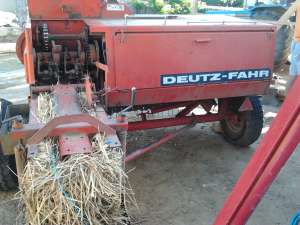 presa de baloti Deutz-Fahr HD300 de vanzare