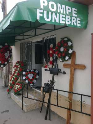 POMPE FUNEBRE SI MONUMENTE FUNERARE GRILAJE FELINARE CIMITIR.
INMORMANTARI CU TALONUL DE PENSIE