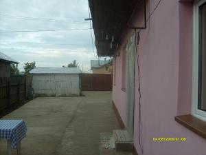 vand casa p+m sau schimb cu casa mai mica sau apart