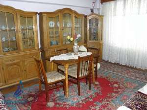 De vanzare apartament in Oradea cu 4 camere ,    in z. Centru Civic
