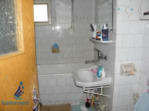 De vanzare apartament in Oradea cu 4 camere ,    in z. Centru Civic