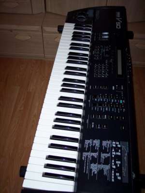 Vand Yamaha V50, ROLAND G-800 .KORG KONTROL49.ALESIS QX49