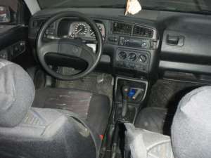VW Golf 3 - 1.8i - 4 usi  / tel: 0755-702418 /