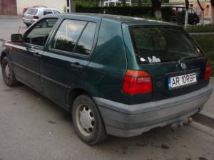 VW Golf 3 - 1.8i - 4 usi  / tel: 0755-702418 /