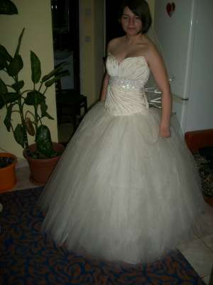 vind rochie de mireasa
