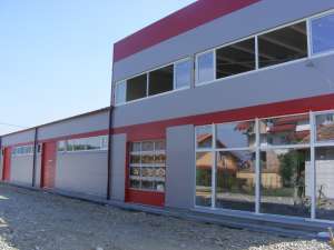 Inchiriez hala industriala pt multiple activitati in Rm.Valcea