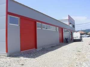 Inchiriez hala industriala pt multiple activitati in Rm.Valcea