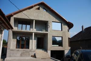 Vand urgent vila D+P+E+M in Jibou