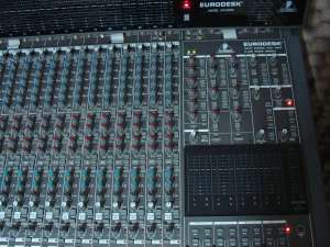 Vand mixer audio studio/live Behringer MX8000