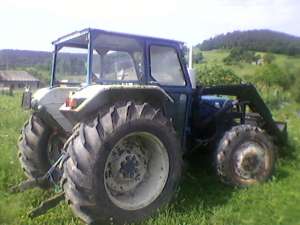 Vind 7 Buc. Tractore si Diferite Utilaje Import