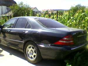 Vind Spre Dezmembrare Mercedes S 320 Anul 2001