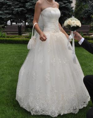 vand rochie de mireasa