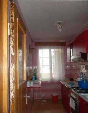 Apartament 3 camere cu garaj,    zona T. Vlad