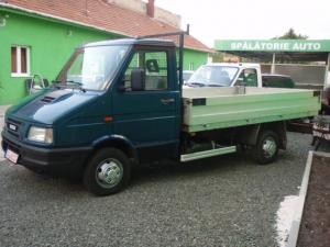 IVECO Daily 2.5D Camioneta Pritsche Autoutilitara