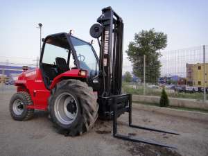 Vand Motostivuitor Manitou M26