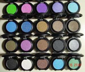 Vand si aduc la comanda cosmetice MAC originale la preturi foarte mici!